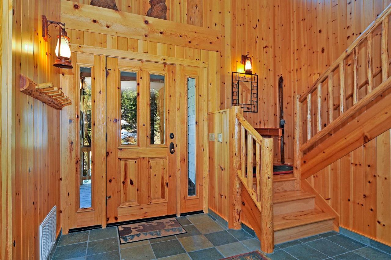 הוילה אולימפיק ואלי Sierra Crest At Palisades Tahoe - Secluded Luxury 5Br 5 Ba W Wood Fireplace מראה חיצוני תמונה