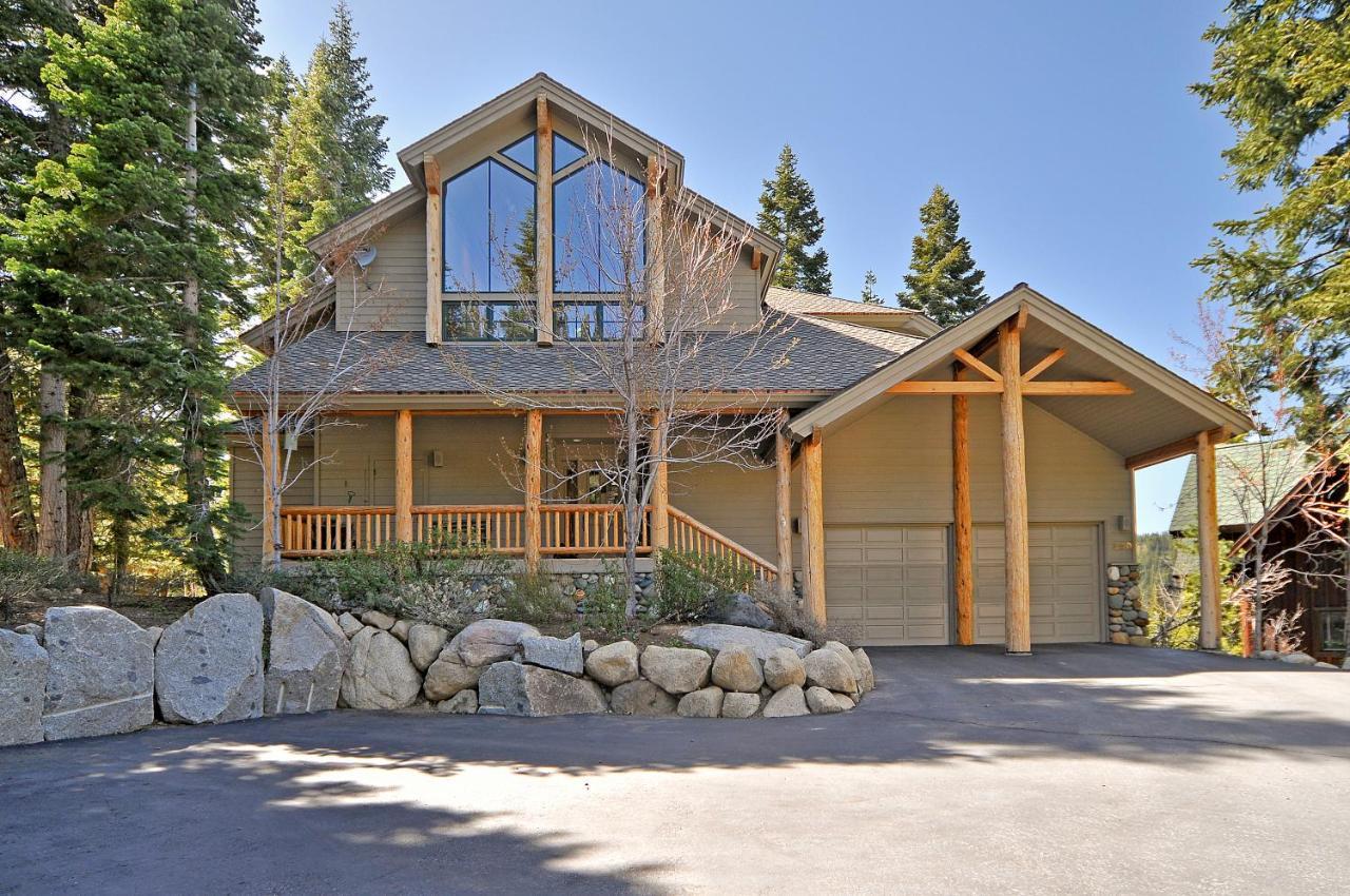 הוילה אולימפיק ואלי Sierra Crest At Palisades Tahoe - Secluded Luxury 5Br 5 Ba W Wood Fireplace מראה חיצוני תמונה